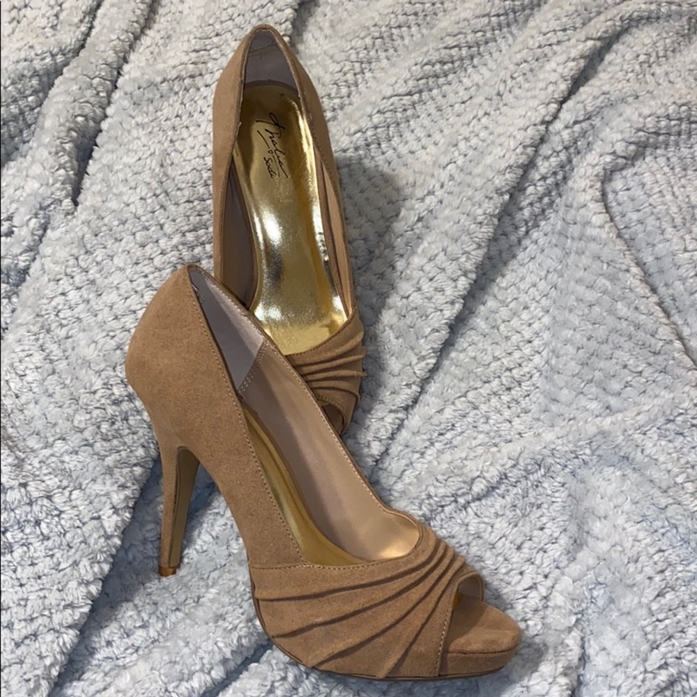 Thalia sodi heels 👠